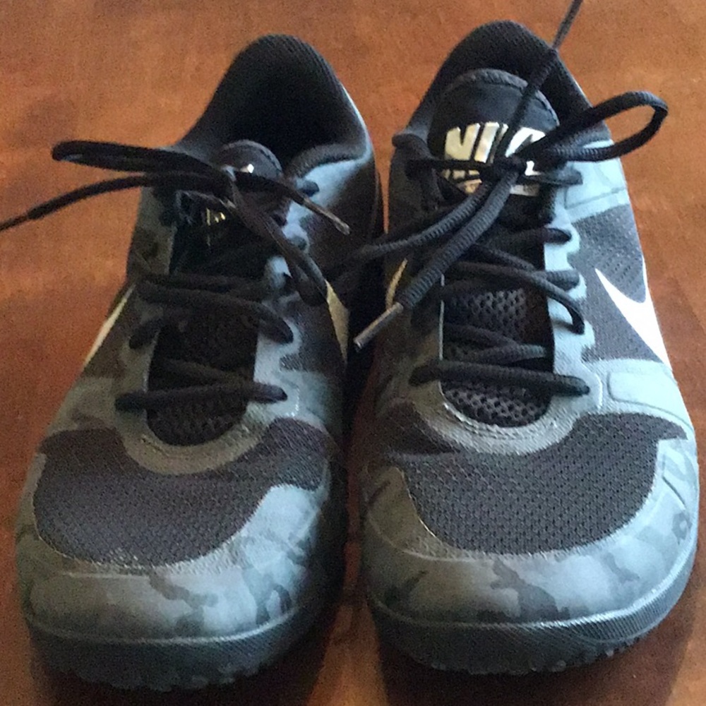Nike Lunaron shoe